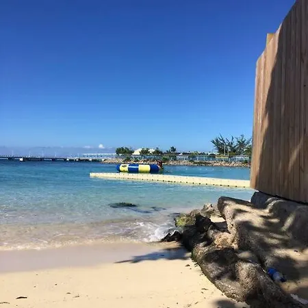 Ocho Rios 2 Bedroom Apartment/Flat Exterior photo